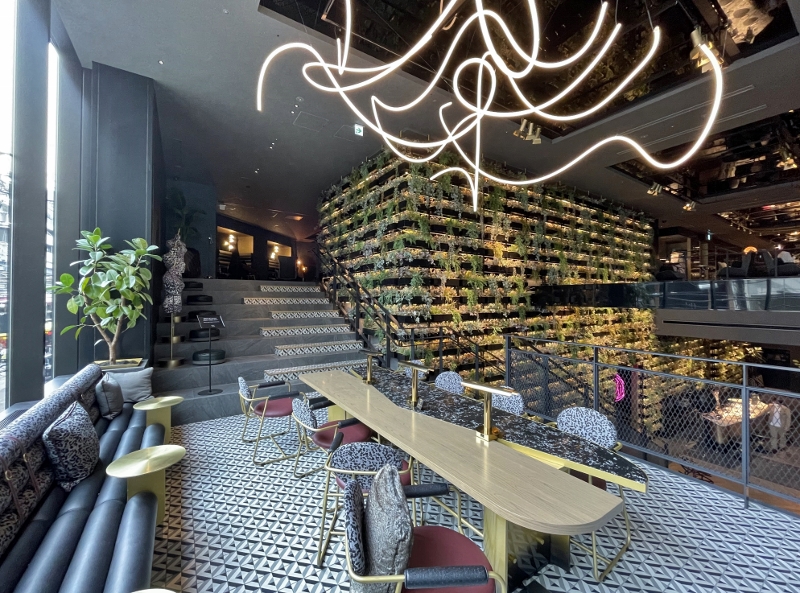 Mezzanine seating area at Mercure Tokyu Stay Osaka Namba Hotel