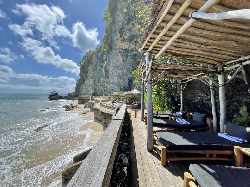 Lounge seats at Kubu Beach Club at AYANA Estate