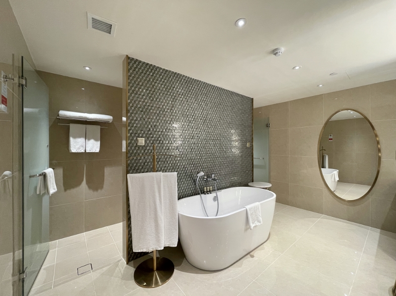 Bathroom in Executive Suite at PARKROYAL On Beach Road Hotel