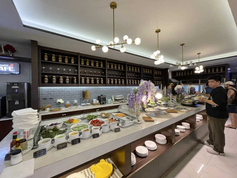 Food display area at The Coral Executive Lounge at Don Mueang International Airport Terminal 1