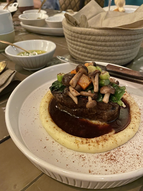 Angus beef tenderloin with potato purée from Noa Lounge