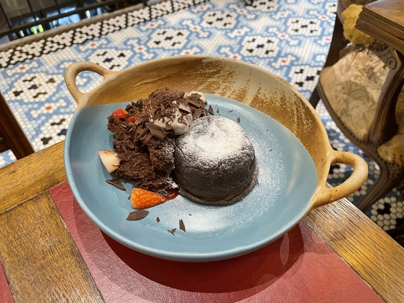 Chocolate lava with ice cream from Day & Night Of Phuket Cafe