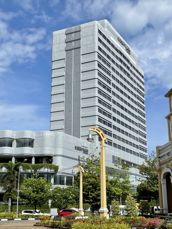 Courtyard by Marriott Hotel Phuket Town building facade