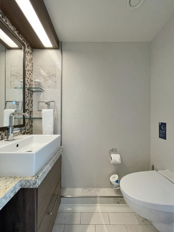 Bathroom in J4 Junior Suite on Royal Caribbean Spectrum Of The Seas
