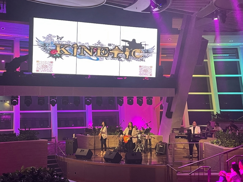 Kinetic band at Two70 Bar on Royal Caribbean Spectrum Of The Seas