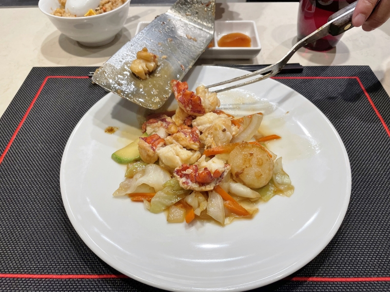 Scallops and lobster from Izumi Teppanyaki restaurant on Royal Caribbean Spectrum Of The Seas