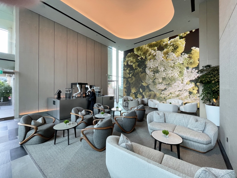 COMO Metropolitan Hotel reception area