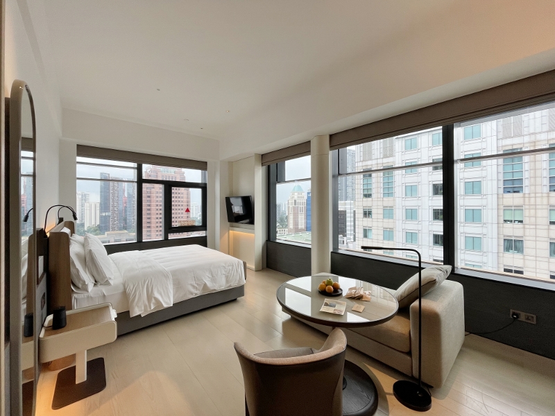 Emerald Corner Room at COMO Metropolitan Hotel