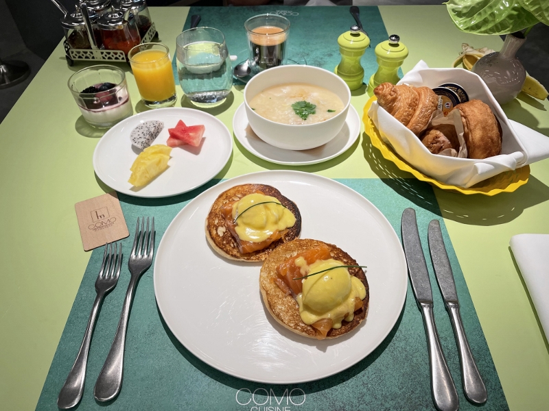 Semi-buffet breakfast dishes from COMO Cuisine restaurant at COMO Metropolitan Hotel
